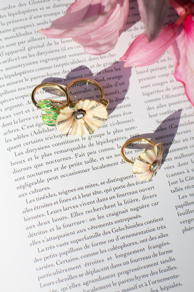 Pearly Convolvulus Blossom Ring